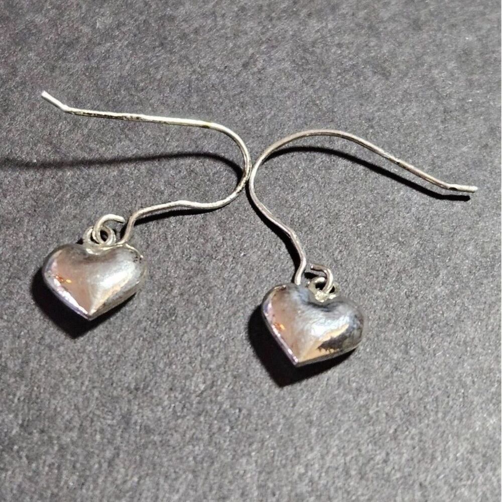 Sterling silver dainty dangling heart earrings